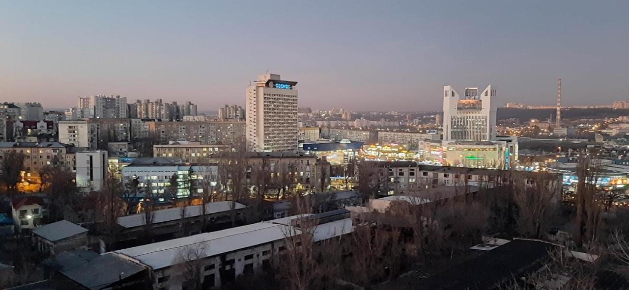Tecuci Apartment In The Center キシナウ エクステリア 写真